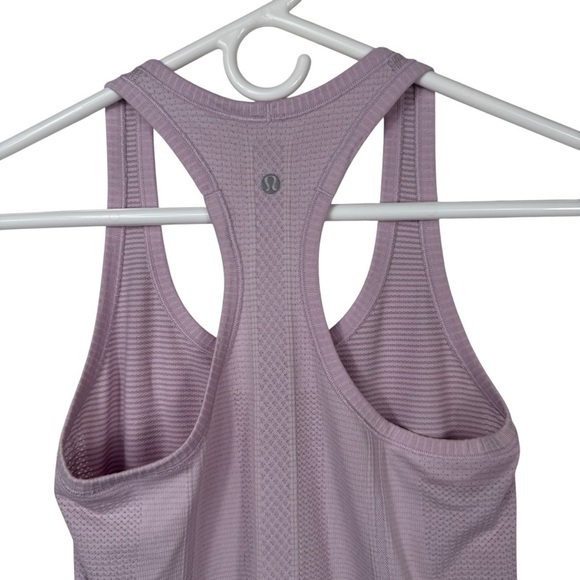 Lululemon Swiftly Tech Racerback Tank, Light Purple, Size 4 - Picture 5 of 6